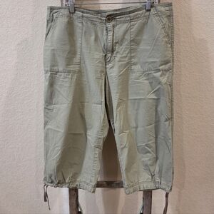 NY Classic's Women's Casual Green  Wide Leg Capris - Size XL